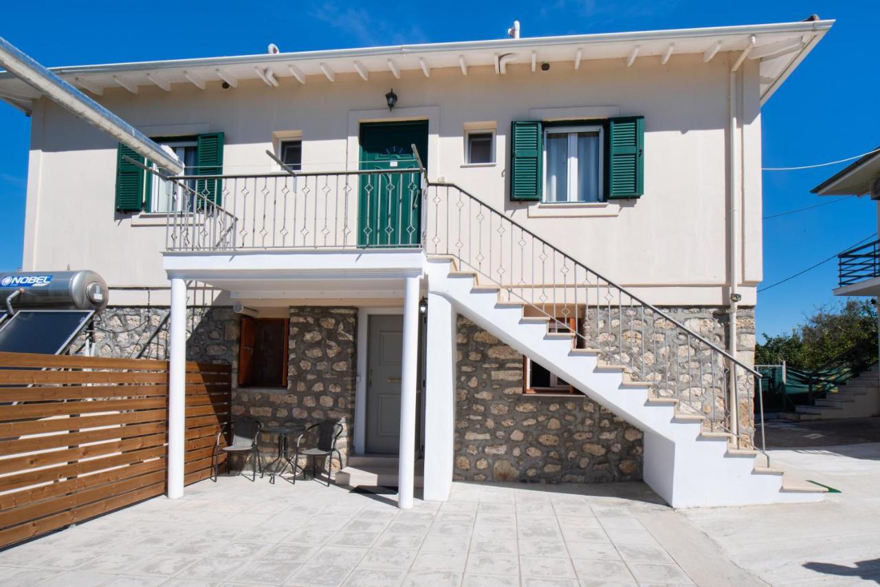 Boursinos Cozy Apartments Лефкада Екстериор снимка